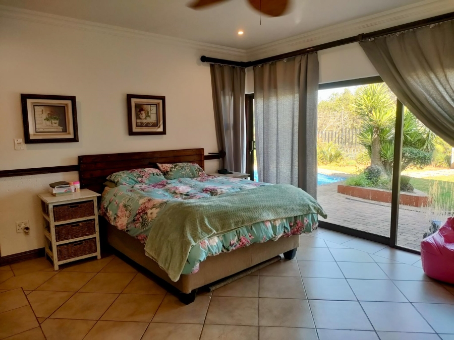 5 Bedroom Property for Sale in Birdwood Estate North West